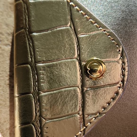 Oventure keychain wristlet with snakeskin design and tassel - Picture 11 of 11